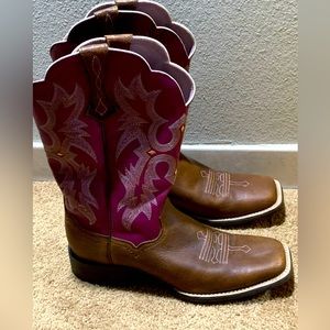 Ariat Women’s Size 10 Cowboy Boots with Purple tops